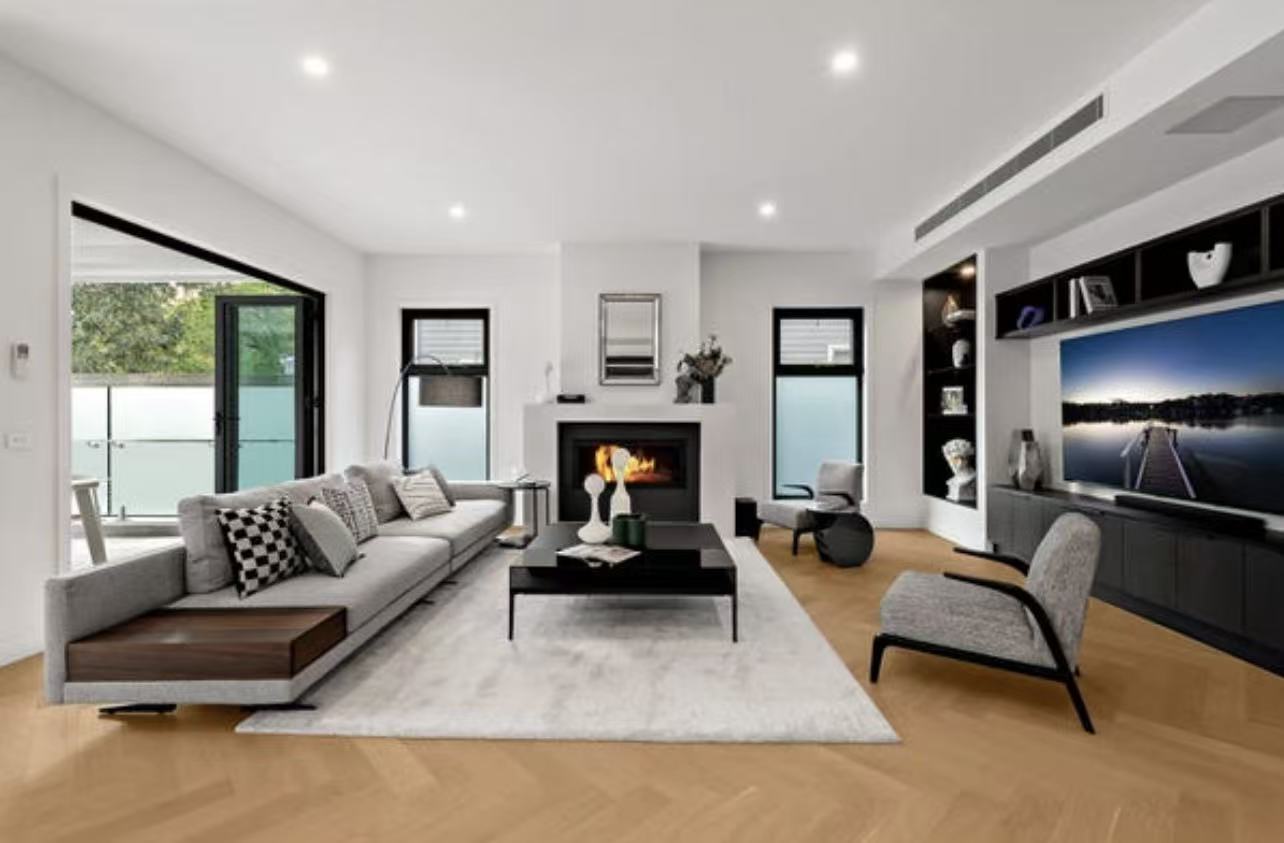 Outdoor entertainment area